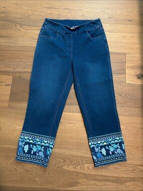Lulu-B Dark Blue Cropped Jeans with Embroidered Hem
